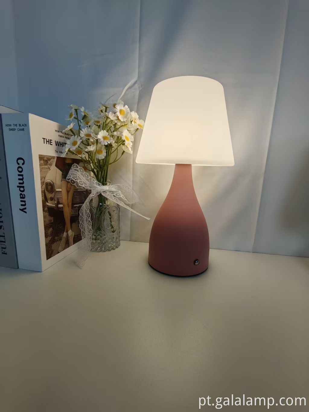 luxury-cream-colored-dimmable-table-lamp